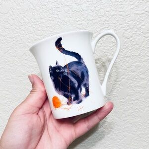 Queens Fine Bone China Frolicking Cat with yarn fine bone China porcelain teacup